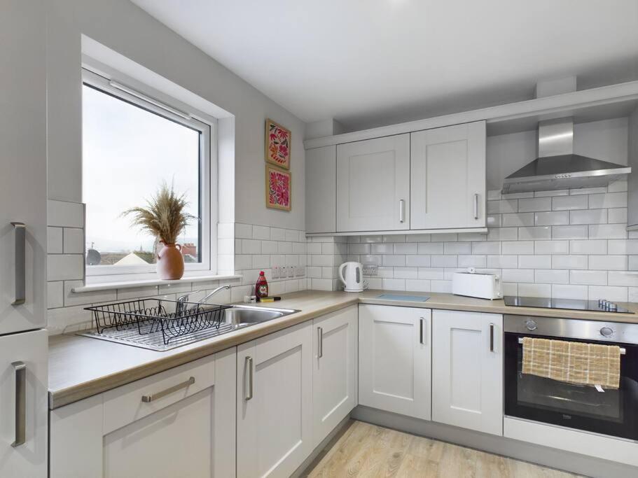 Contemporary 2-Bedroom Apartment Belfast Esterno foto